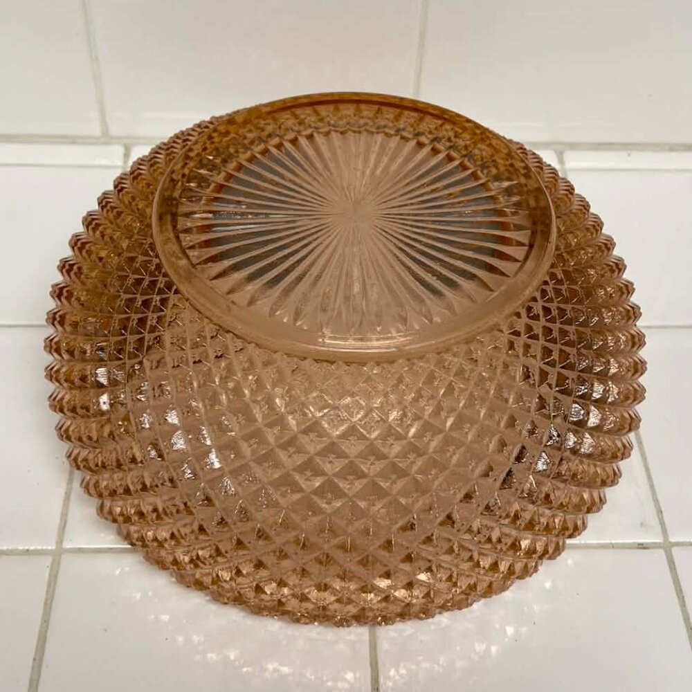 1930's Miss America depression glass serving bowl, diamond cut - Picture 5 of 7
